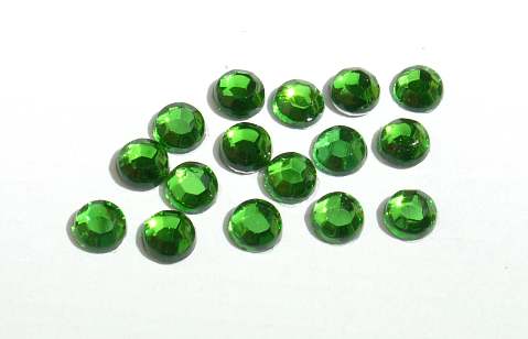Strasssteine "light emerald" 3mm zum aufbügeln